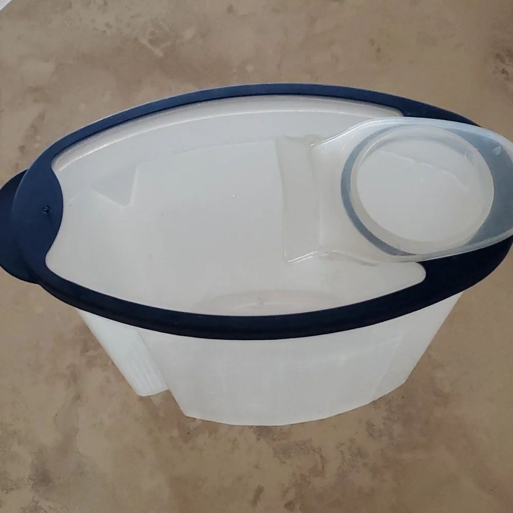 **SALE**Food Storage - Picture 2 of 3
